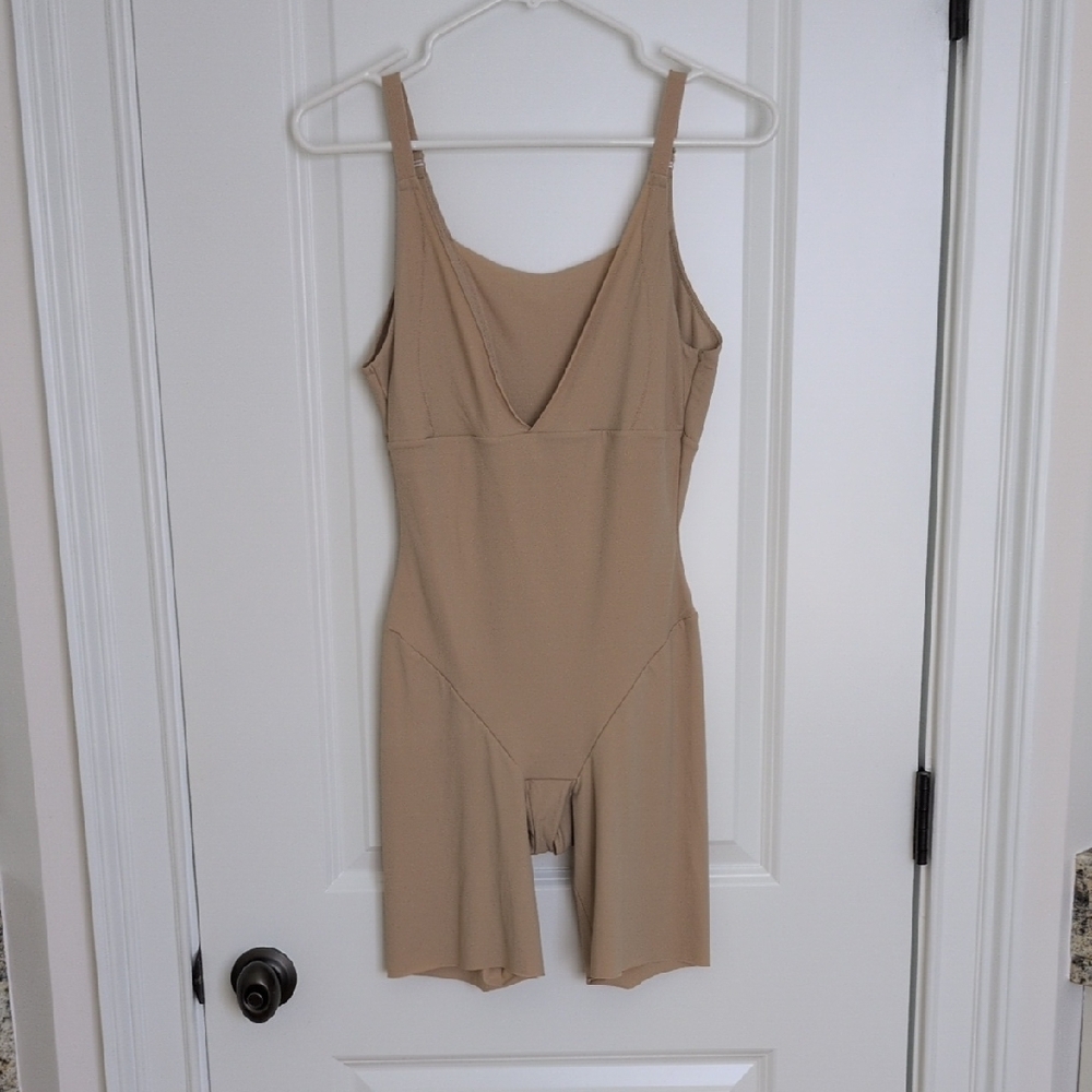 Maidenform Beige Shapewear Bodysuit